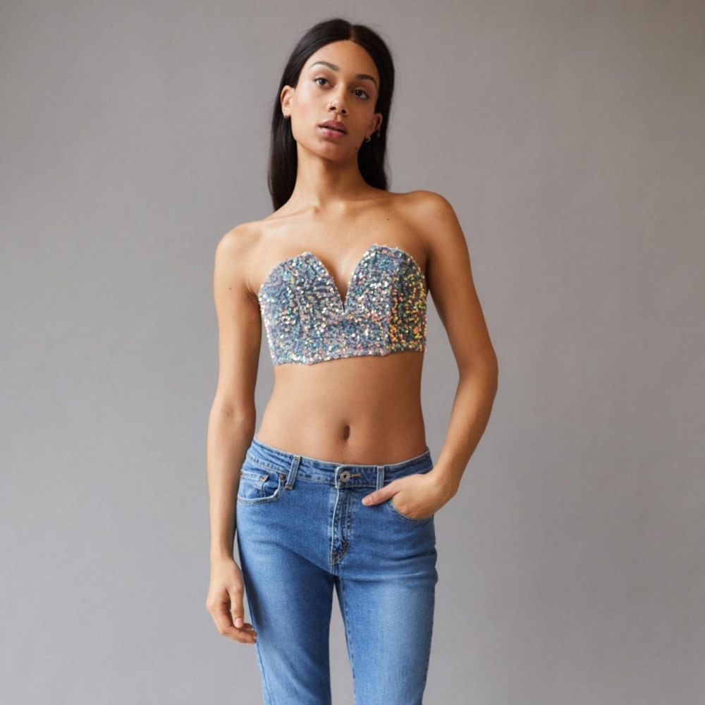 NWT Urban Outfitters Gold Sequin Sleeveless Crop Top - Picture 11 of 16